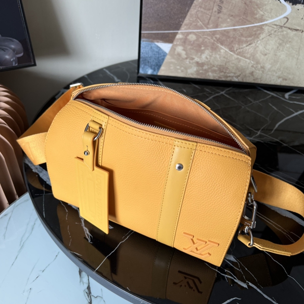 ルイヴィトンバッグ着用イメージ